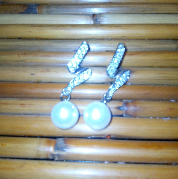 Earrings 1 for $12 - Pearl Drop, Pineapple, or Marley - Picture 4 of 11